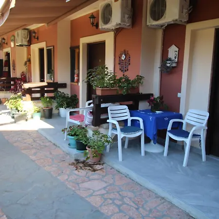 Panos Standard * Benitses (Corfu)